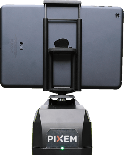 Utilisez votre téléphone ou tablette pour vous filmer avec le robot PIXEM