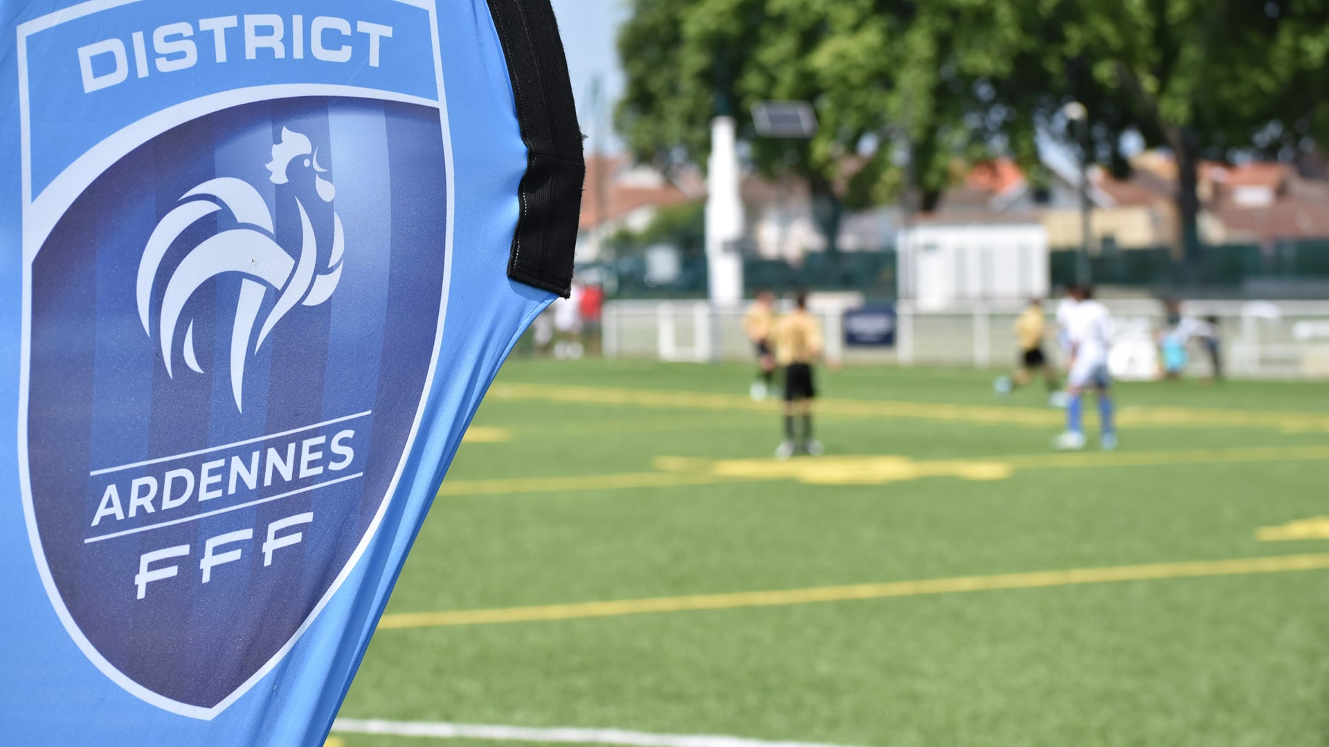 District Ardennes Header Soccer